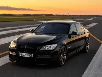 Gebraucht BMW 730 M Sport 245 PS (180 kW) 2010 Schwarz Limousine