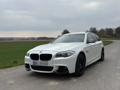 Gebraucht BMW 530 Sport Line 258 PS (189 kW) 2013 Weiß Kombi