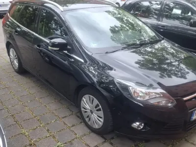 Gebraucht Ford Focus 150 PS (110 kW) 2012 Schwarz Kombi
