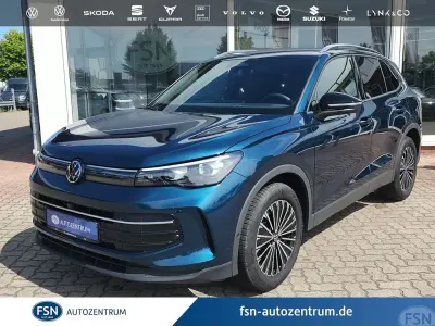 Gebraucht VW Tiguan 150 PS (110 kW) 2025 Blau SUV