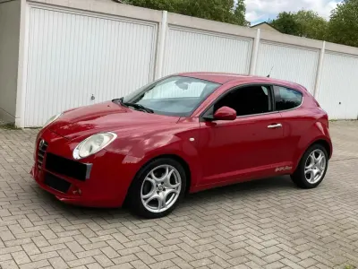Gebraucht Alfa Romeo MiTo Turismo 135 PS (99 kW) 2011 Rot Kleinwagen