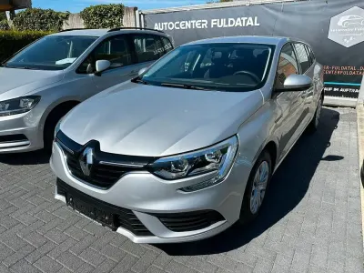 Usata Renault Mégane IV 101 CV (74 kW) 2017 Argento Berlina