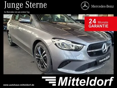 Gebraucht Mercedes B180 Advanced 136 PS (100 kW) 2024 Grau Kleinwagen