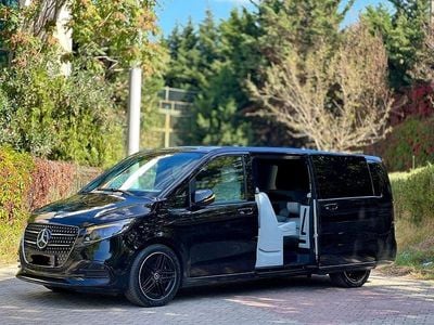 Gebraucht Mercedes V300 Business 237 PS (174 kW) 2025 Schwarz Van / Kleinbus
