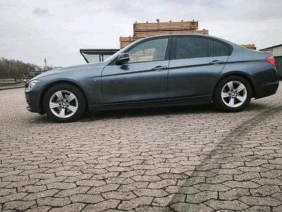Gebraucht BMW 316 136 PS (100 kW) 2013 Grau Limousine