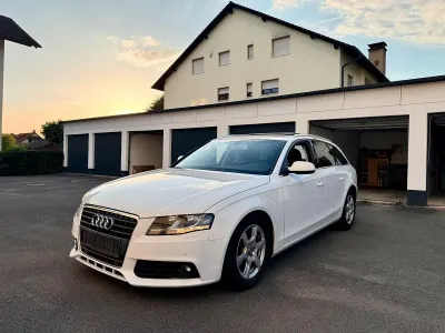 Gebraucht Audi A4 Attraction 143 PS (105 kW) 2012 Weiß Kombi