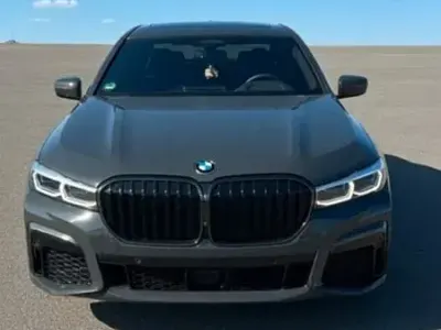 Gebraucht BMW 740 320 PS (235 kW) 2021 Grau Limousine