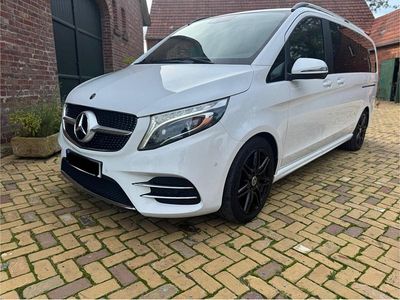 Weiß Gebraucht 2020 Mercedes V300 AMG Van / Kleinbus | 44.900 € (Fairer Preis)