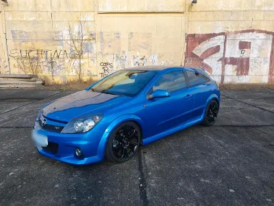 Usata Opel Astra OPC 241 CV (177 kW) 2006 Blu Utilitaria