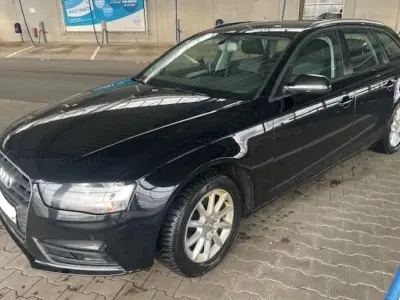 Gebraucht Audi A4 Attraction 190 PS (139 kW) 2015 Schwarz Kombi