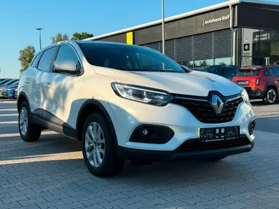 Gebraucht Renault Kadjar Zen 140 PS (102 kW) 2021 Weiß SUV