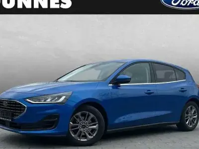 Gebraucht Ford Focus Titanium 125 PS (91 kW) 2023 Blau Limousine