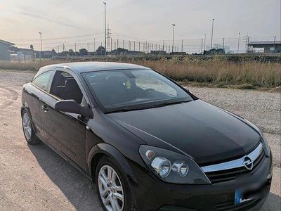 Opel Astra GTC