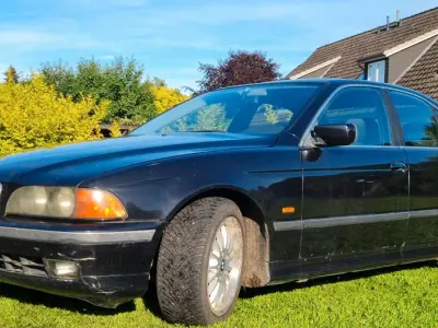 Gebraucht BMW 523 170 PS (125 kW) 1998 Schwarz Limousine