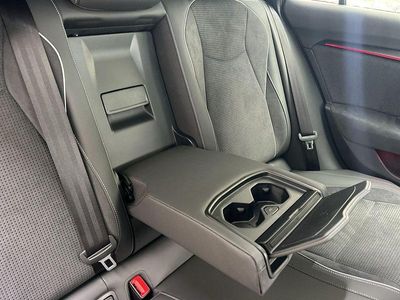 Nuova Skoda Superb SportLine 150 CV (110 kW) 2025 Grigio Station wagon