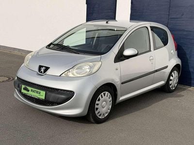 Gebraucht Peugeot 107 Filou 68 PS (50 kW) 2006 Silver grey 1e7/schutzlack Kleinwagen