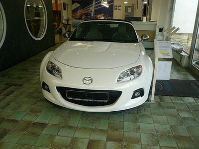 Arachneweiß metallic Gebraucht 2014 Mazda MX5 Sendo Cabrio | 19.970 €