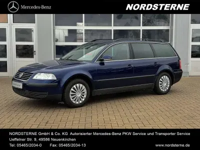 Usata VW Passat 102 CV (75 kW) 2004 Blu Station wagon