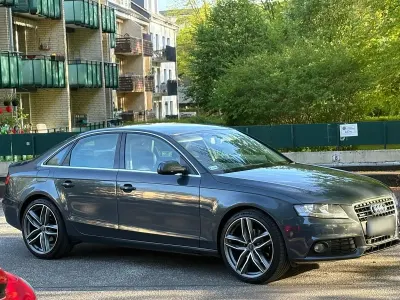 Gebraucht Audi A4 170 PS (125 kW) 2011 Grau Limousine