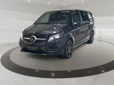 Usata Mercedes V300 237 CV (174 kW) 2024 Grigio Monovolume