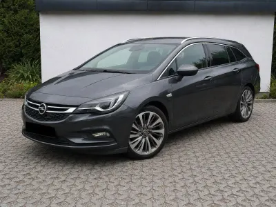 Gebraucht Opel Astra Innovation 160 PS (117 kW) 2016 Grau Kombi
