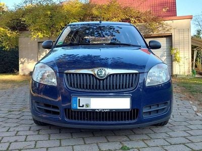 Gebraucht Skoda Roomster 86 PS (63 kW) 2009 Blau Van / Kleinbus