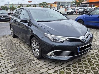 Toyota Auris Hybrid