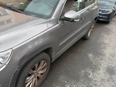 Gebraucht VW Tiguan 170 PS (125 kW) 2009 Grau SUV
