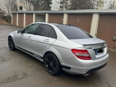 Gebraucht Mercedes C200 185 PS (136 kW) 2010 Silber Limousine