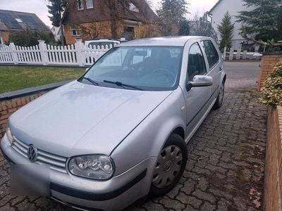 Gebraucht VW Golf IV 101 PS (74 kW) 1999 Silber Kleinwagen
