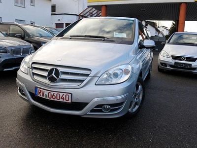 Gebraucht Mercedes B170 116 PS (85 kW) 2009 Silber Van / Kleinbus