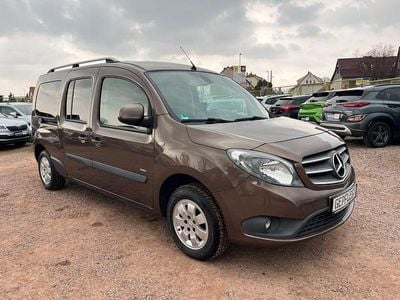 Gebraucht Mercedes Citan 111 110 PS (80 kW) 2017 Braun Van / Kleinbus