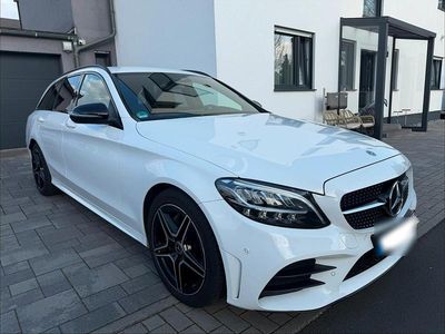 Gebraucht Mercedes C220 AMG 194 PS (142 kW) 2019 Weiß Kombi