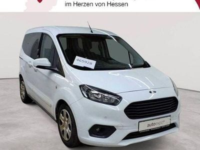 Gebraucht Ford Tourneo Courier Trend 101 PS (74 kW) 2021 Frostweiß Van / Kleinbus