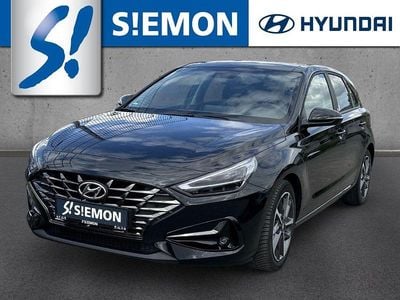 Gebraucht Hyundai i30 Edition 30+ 120 PS (88 kW) 2022 Schwarz Limousine