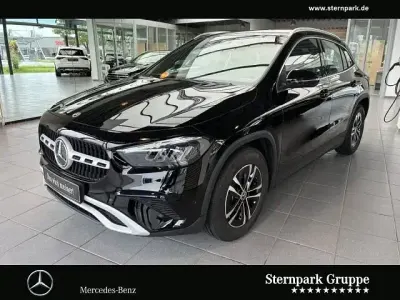 Gebraucht Mercedes GLA200 163 PS (119 kW) 2025 Schwarz SUV