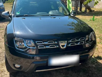 Gebraucht Dacia Duster 125 PS (91 kW) 2015 Schwarz SUV