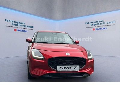 Neu Suzuki Swift Comfort 83 PS (61 kW) 2025 Rot Kleinwagen