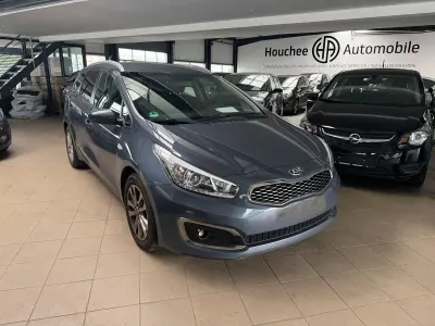 Gebraucht Kia Ceed Sportswagon DREAM-TEAM Edition 136 PS (100 kW) 2017 Blau Kombi