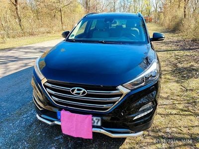 Używany Hyundai Tucson 185 KM (136 kW) 2016 Czarny SUV