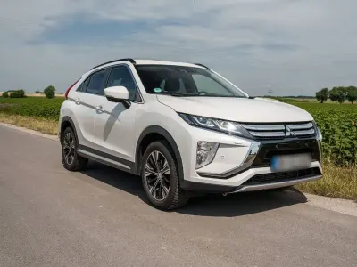 Gebraucht Mitsubishi Eclipse Cross Active 163 PS (119 kW) 2019 Weiß SUV