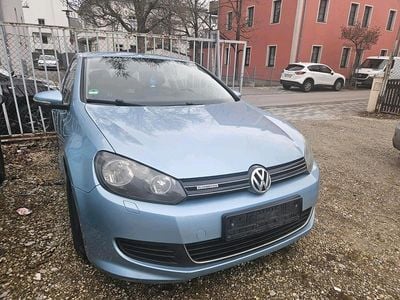Gebraucht VW Golf VI 105 PS (77 kW) 2010 Blau Kleinwagen