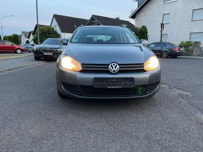 Gebraucht VW Golf VII 105 PS (77 kW) 2012 Grau Kombi