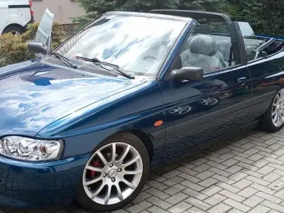 Gebraucht Ford Escort Cabriolet 90 PS (66 kW) 1995 Blau Cabrio
