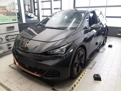 Second-hand Cupra Born 150 kW (204 CP) 2023 Gri Hatchback