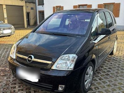 Schwarz Gebraucht 2005 Opel Meriva Van / Kleinbus | 1.500 € (Guter Preis)
