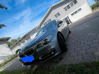 Gebraucht BMW 520 200 PS (147 kW) 2015 Grau Kombi