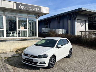 Gebraucht VW Polo Highline 95 PS (69 kW) 2018 Weiß Kleinwagen