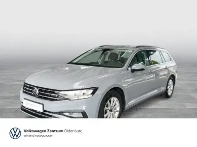 Gebraucht VW Passat Business 150 PS (110 kW) 2023 Grau Kombi