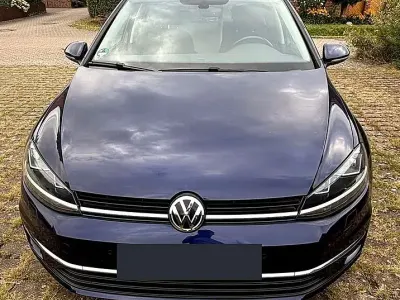 Gebraucht VW Golf VII Sound 86 PS (63 kW) 2017 Blau Limousine